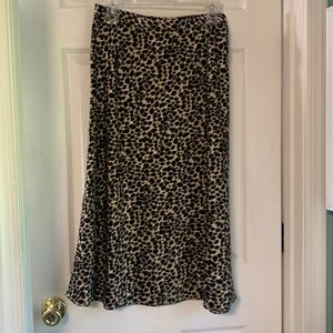 Silky cheetah leopard print J. Crew skirt size medium elastic waist band